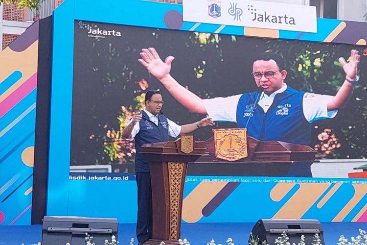 Gubernur Anies Baswedan Resmikan Sekolah Net Zero